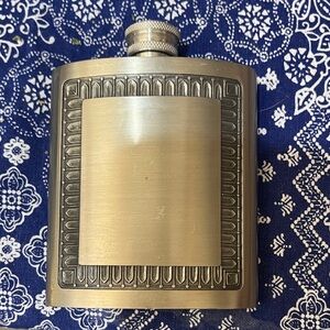 king’s Pewter Hip Flask made in Thailand97